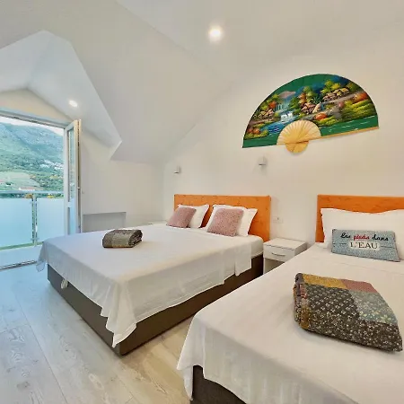 Апартаменты Jelena 5