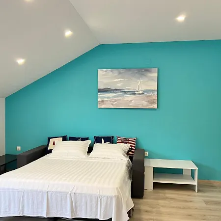 Jelena 5 Дубровник