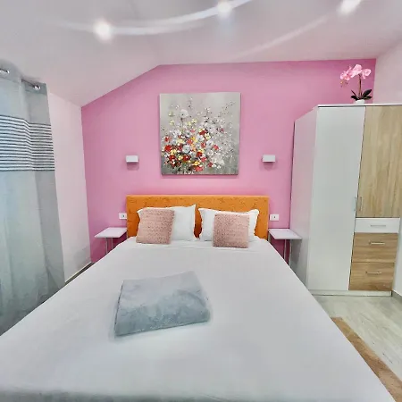 Appartement Jelena 5 *